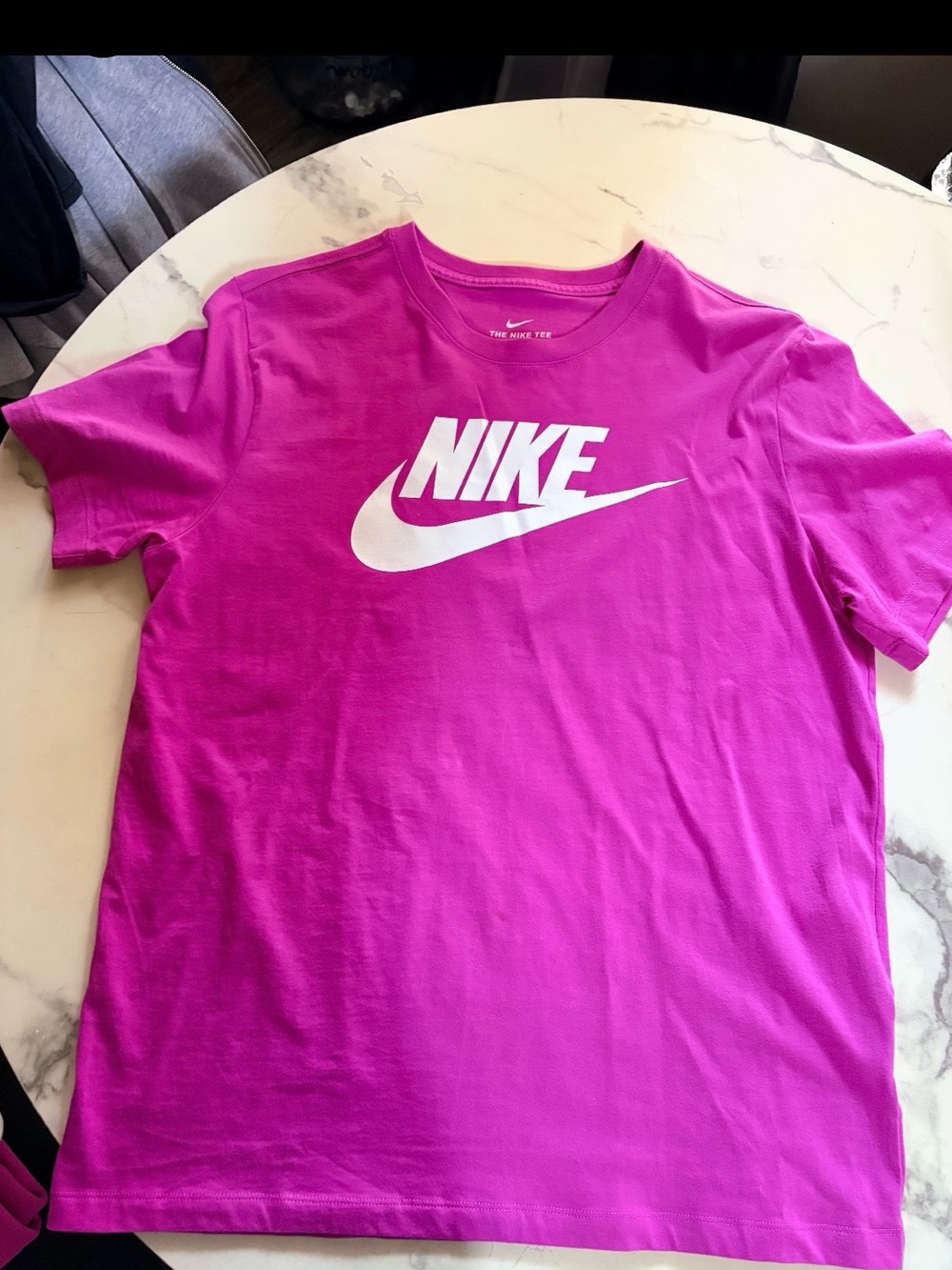 Men’s nike Short Sleeve Logo Tee - Bright Magenta with matching shorts